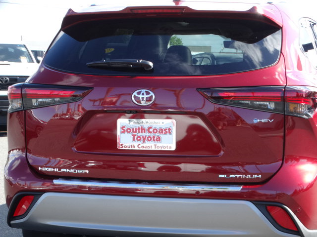 New 2026 Toyota Highlander Platinum AWD/4WD image 7