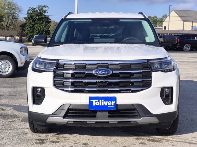 New 2026 Ford Explorer Active image 4