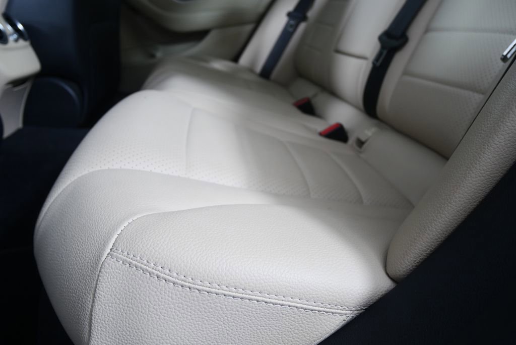 Used 2019 Mercedes-Benz C 300 4MATIC Sedan image 13
