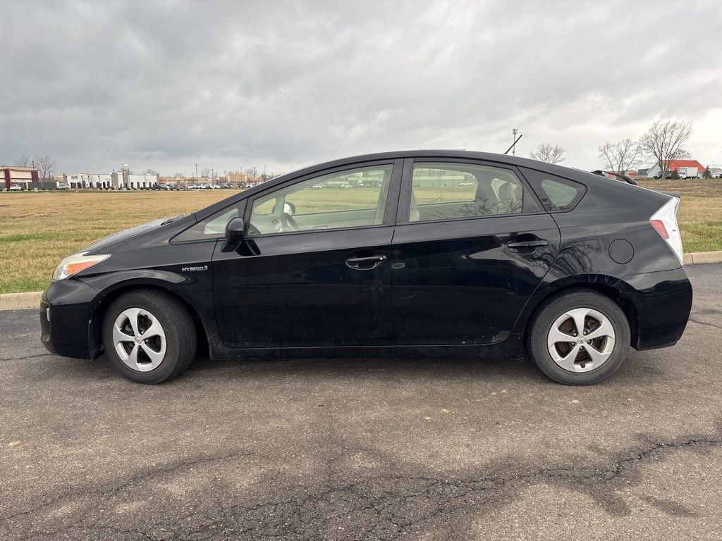 Used 2015 Toyota Prius Three image 6