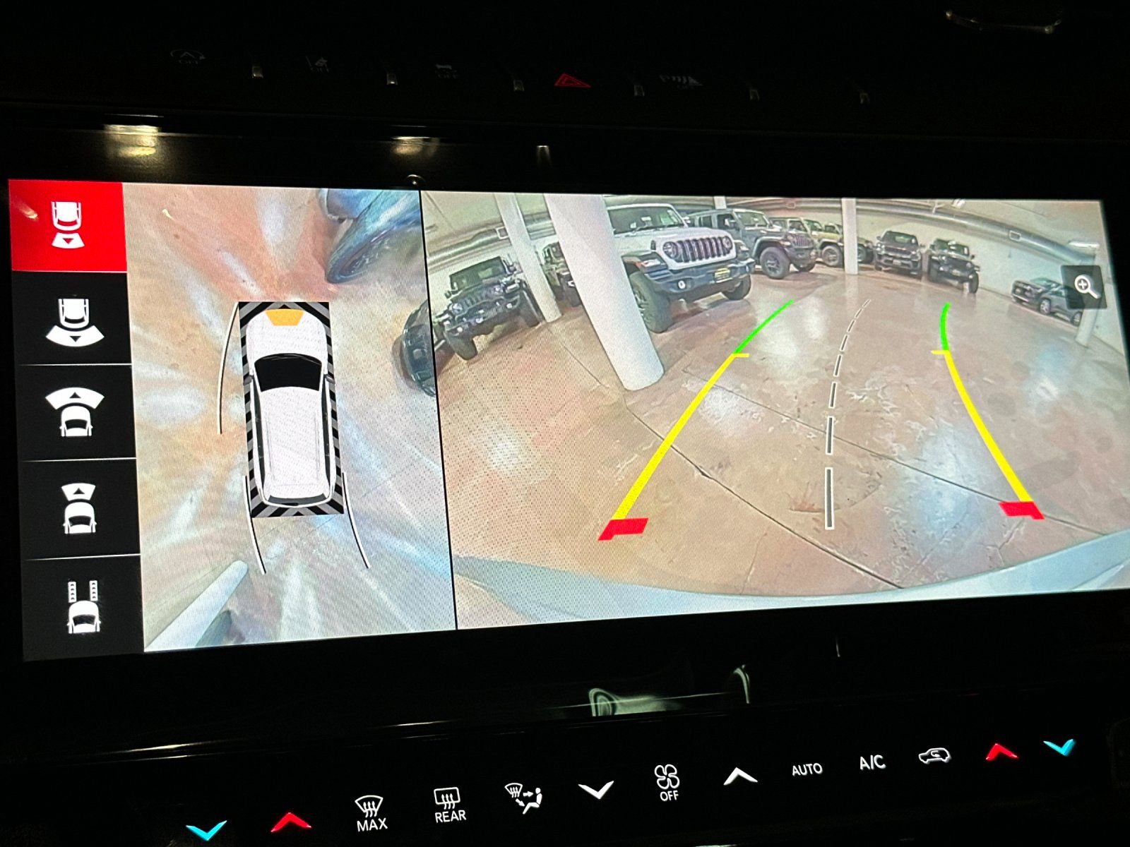 New 2026 Jeep Grand Cherokee Limited image 17