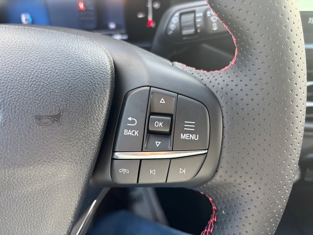 New 2026 Ford Escape ST-Line w/ Tech Pack #1 image 19