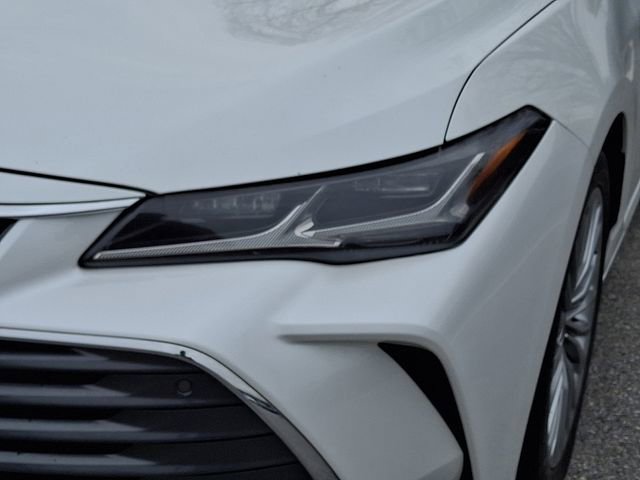 Certified 2021 Toyota Avalon Limited w/ Advanced Safety Package image 9