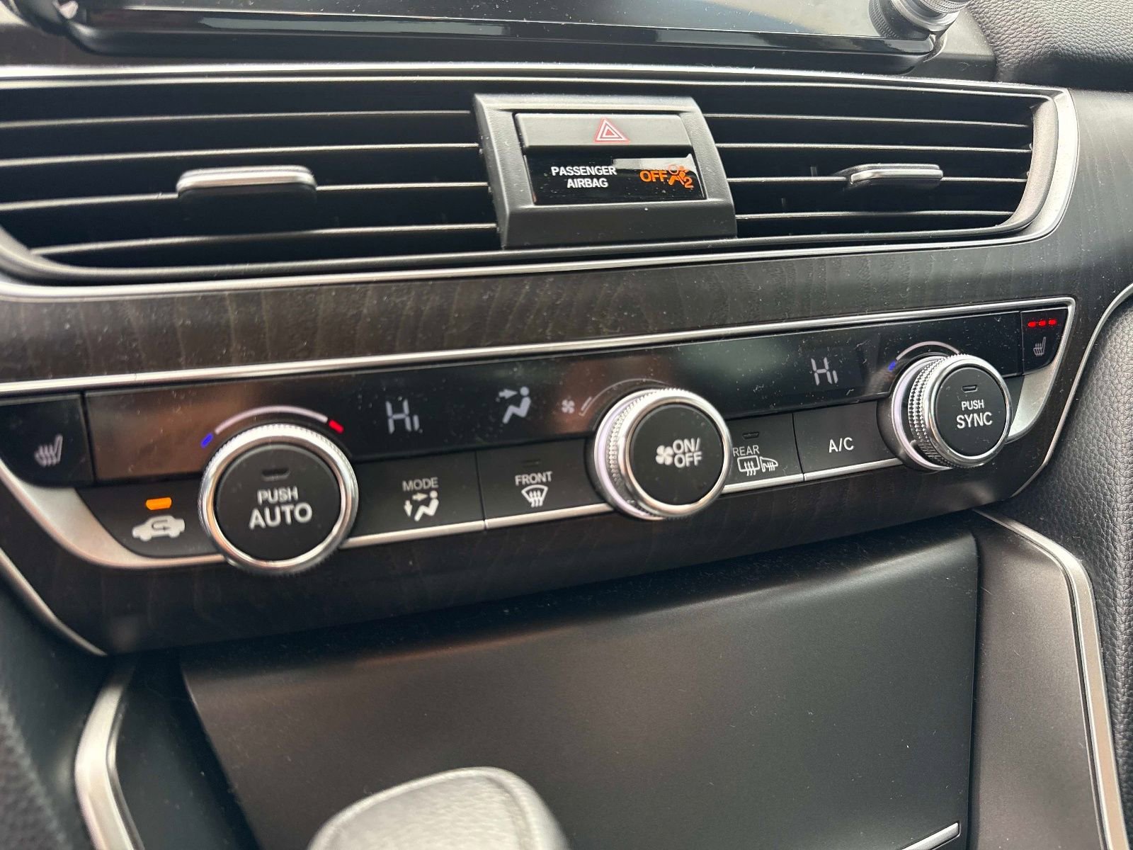 Used 2018 Honda Accord EX image 19