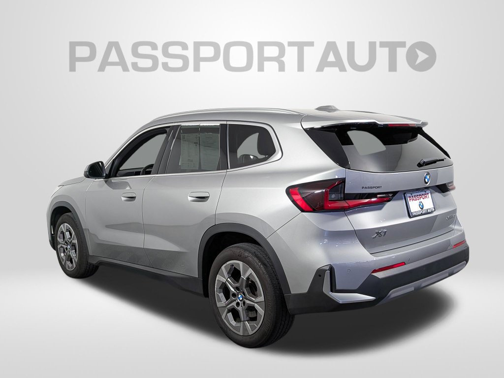 Certified 2023 BMW X1 xDrive28i w/ Convenience Package AWD/4WD image 3