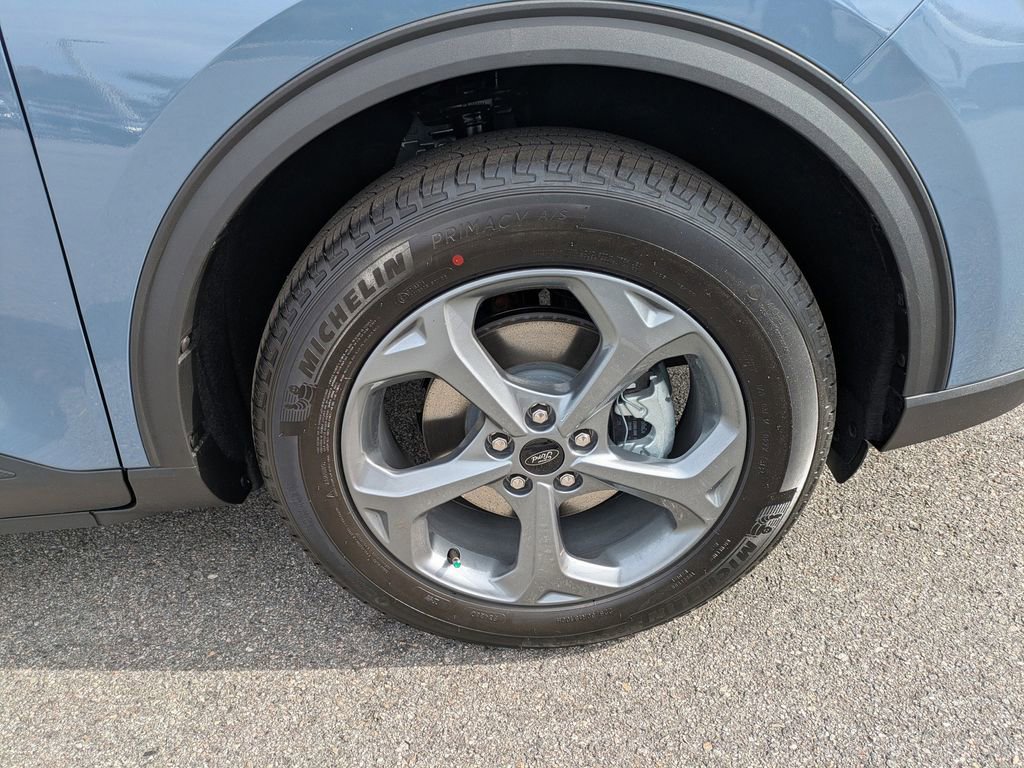New 2026 Ford Escape ST-Line w/ Tech Pack #1 FWD image 12