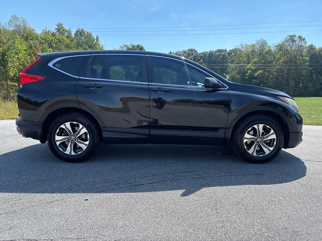 Used 2018 Honda CR-V LX image 6