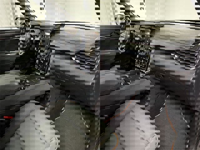 Certified 2024 GMC Acadia AT4 w/ Super Cruise Package image 30