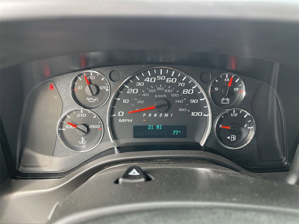New 2025 Chevrolet Express 2500 w/ Driver Convenience Package image 10