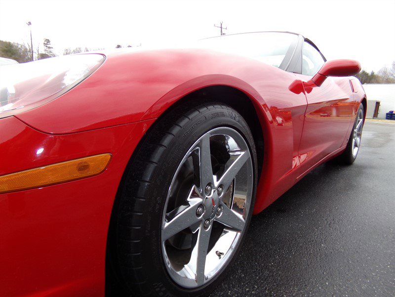 Used 2006 Chevrolet Corvette Convertible image 3