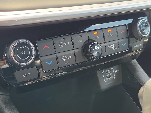 Used 2025 Jeep Compass Limited AWD/4WD image 30