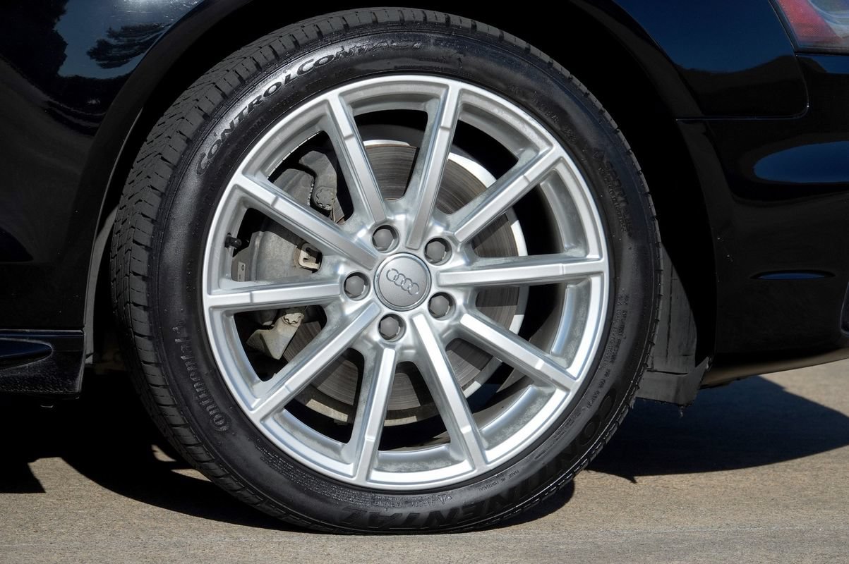 Used 2016 Audi A4 2.0T Premium w/ Convenience Plus Package FWD image 31