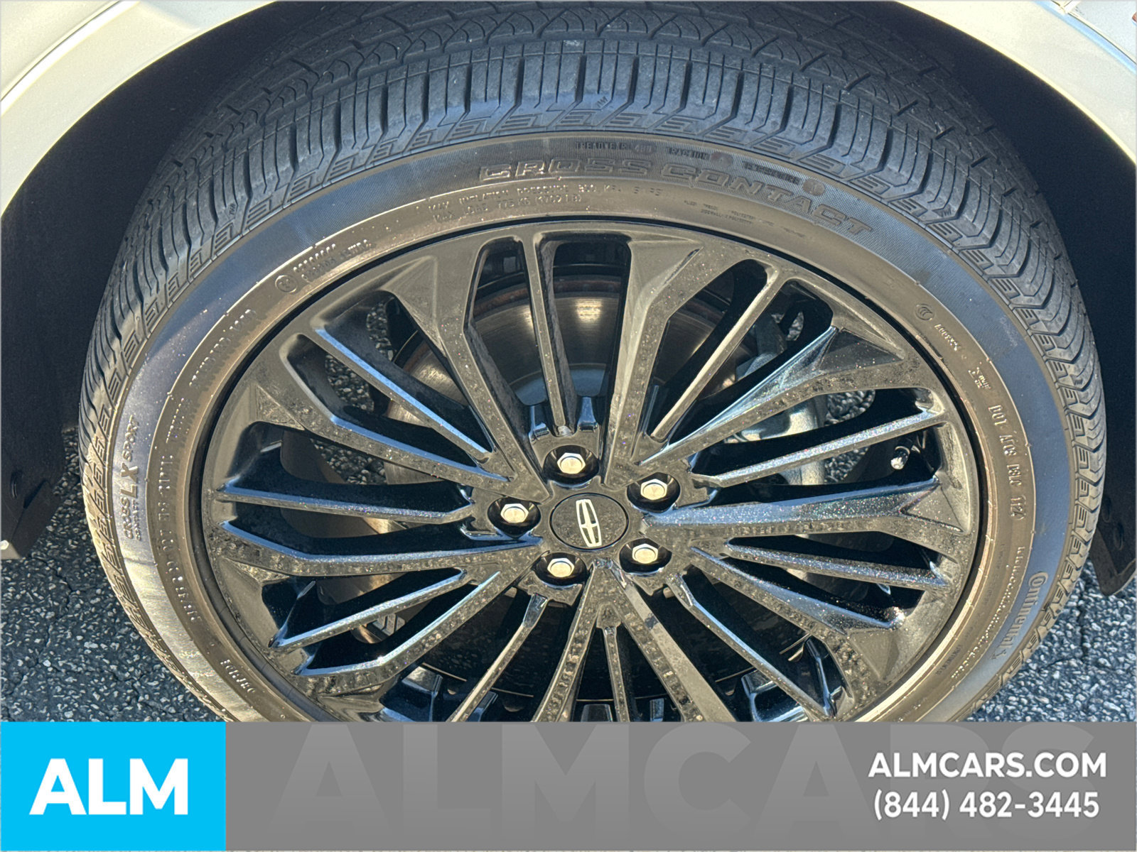 Used 2024 Lincoln Corsair Reserve w/ Jet Appearance Package AWD/4WD image 15