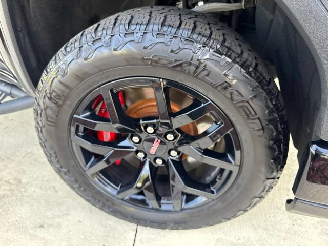 Used 2022 GMC Sierra 1500 AT4X AWD/4WD image 40