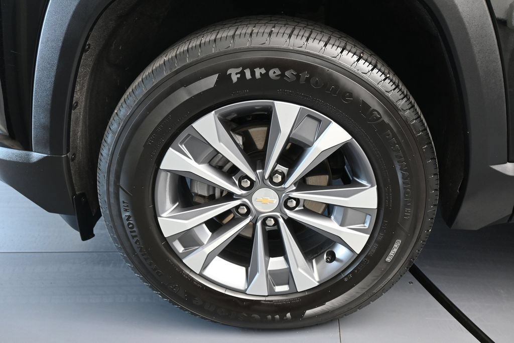 Used 2026 Chevrolet Equinox LT FWD image 29