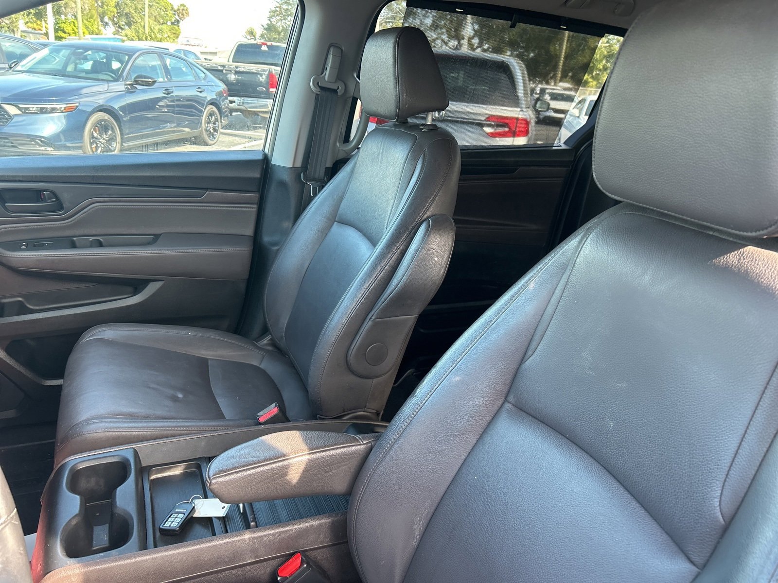 Used 2018 Honda Odyssey Touring image 11