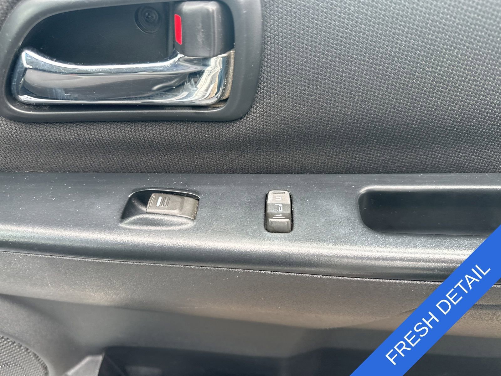 Used 2012 GMC Canyon SLE image 27