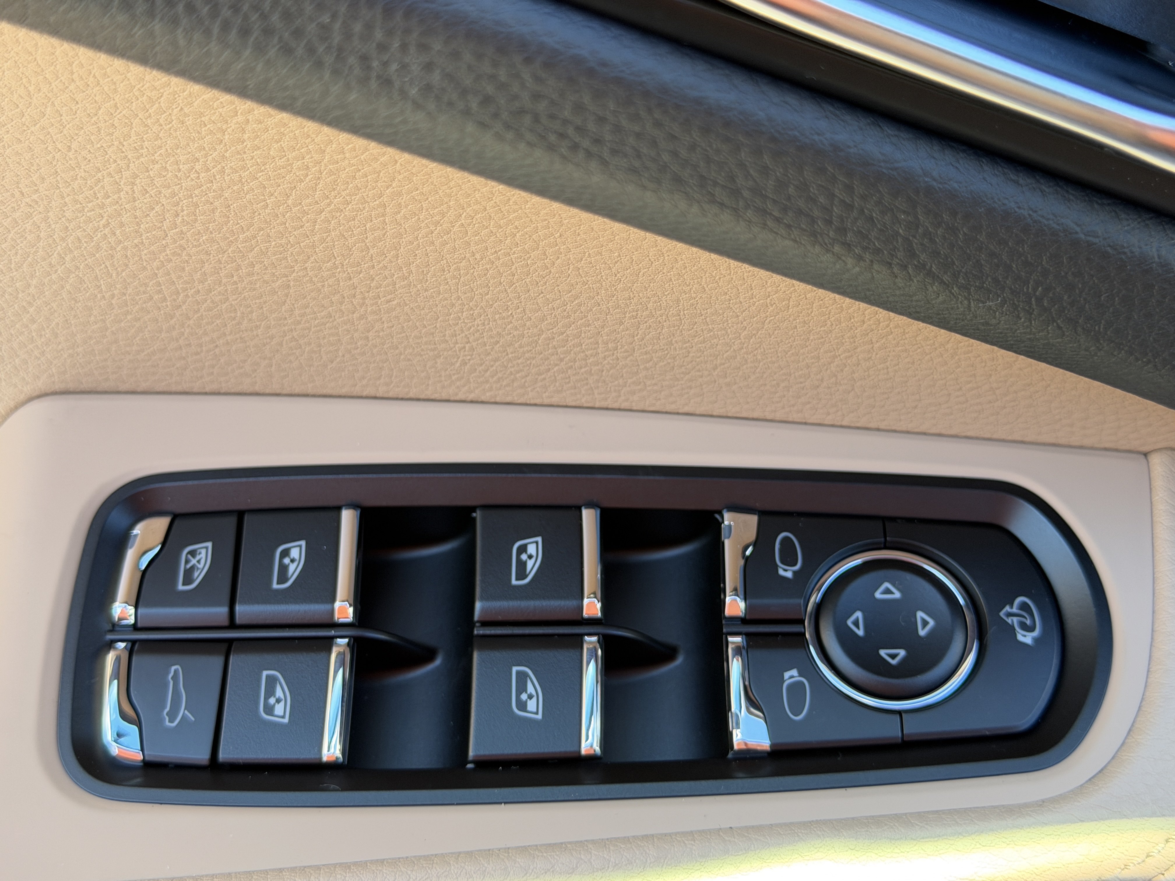 New 2026 Porsche Macan S AWD/4WD image 22