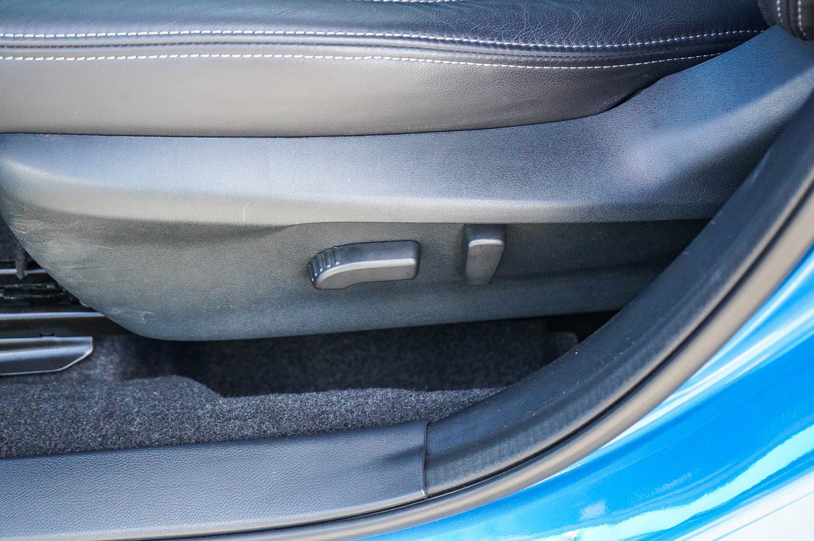 Used 2020 Subaru Impreza 2.0i Limited image 22