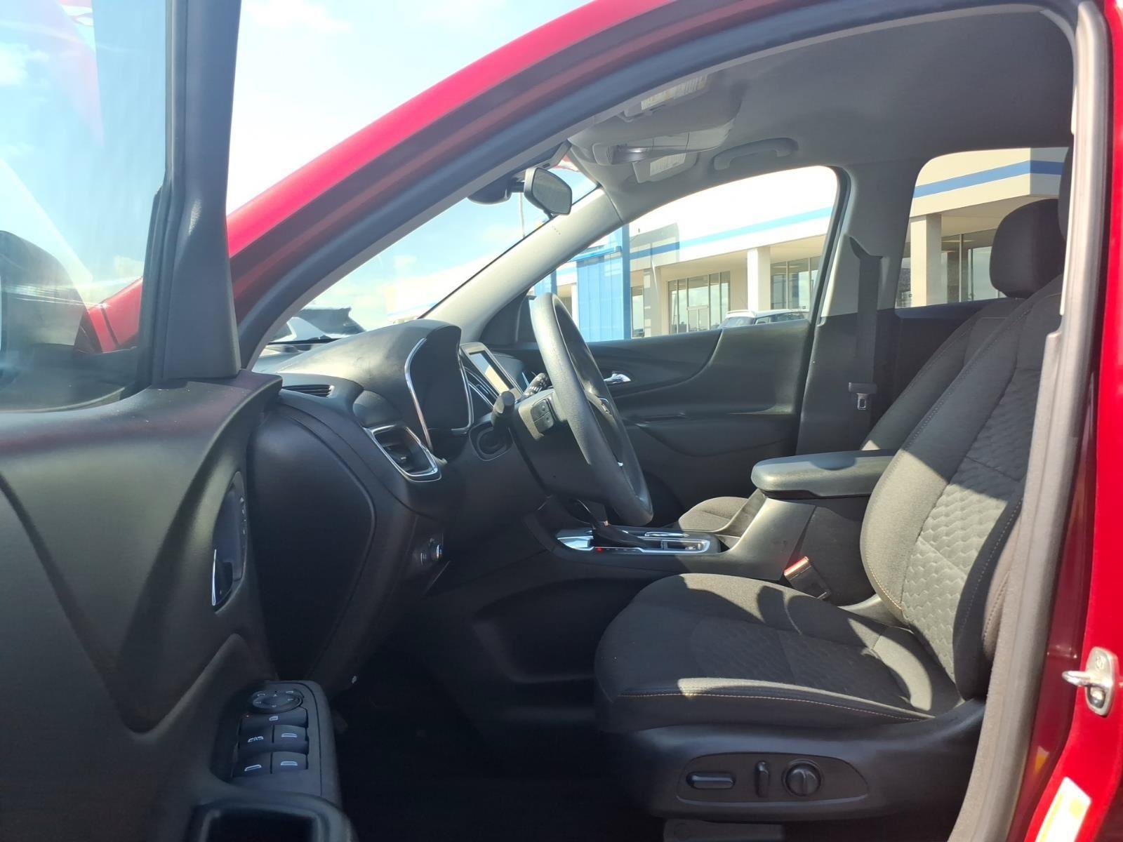 Used 2021 Chevrolet Equinox LT FWD image 17