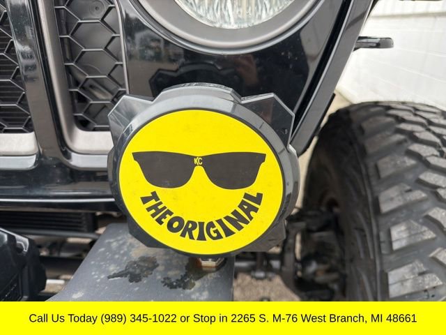 Used 2023 Jeep Gladiator Mojave w/ Cold Weather Group image 34