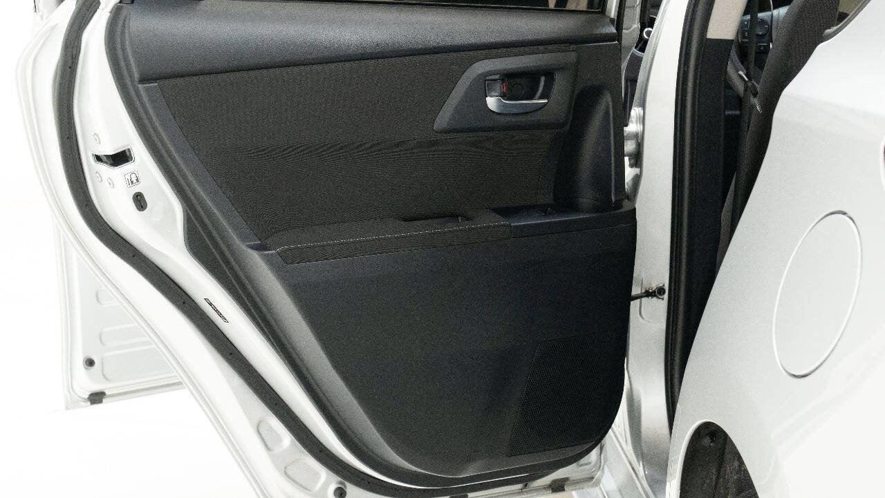 Used 2017 Toyota Corolla iM FWD image 20