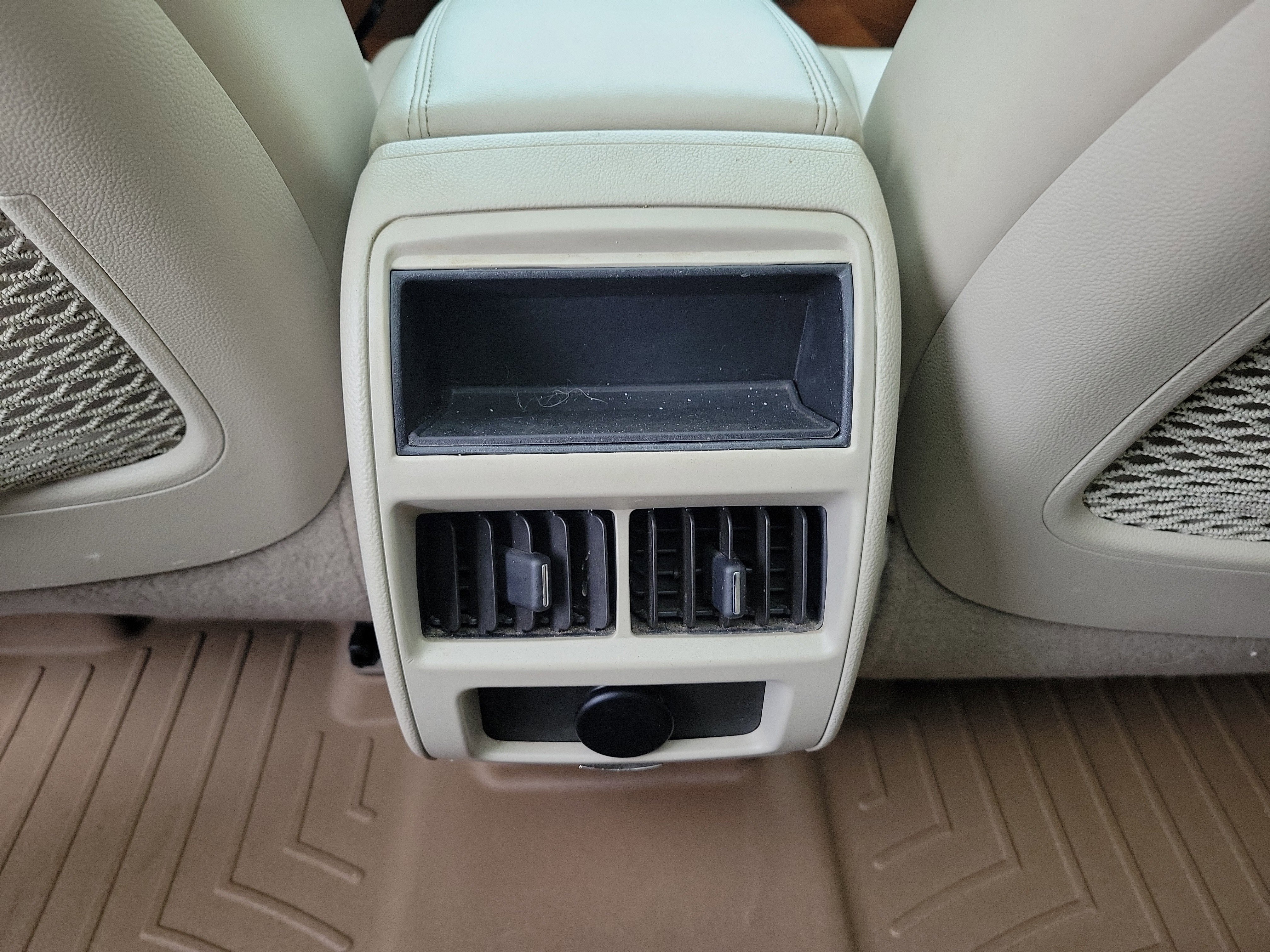 Used 2015 Cadillac SRX Performance w/ Driver Awareness Package FWD image 13