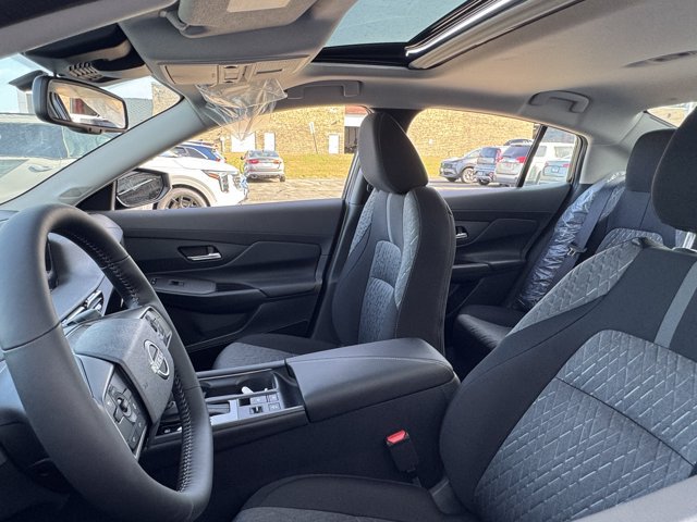 New 2026 Nissan Sentra SV w/ SV Convenience Package FWD image 22