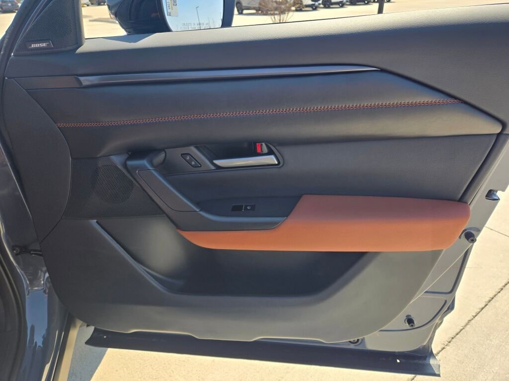 New 2026 MAZDA CX-50 Meridian Edition w/ Weather Package image 7