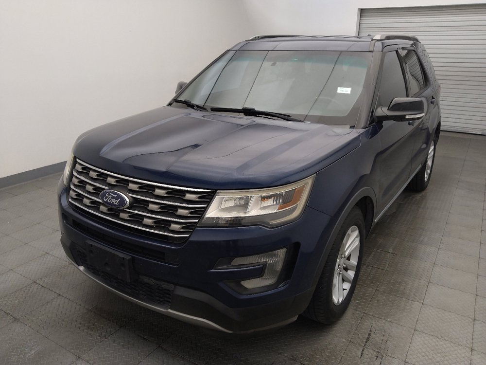 Used 2017 Ford Explorer XLT FWD image 15