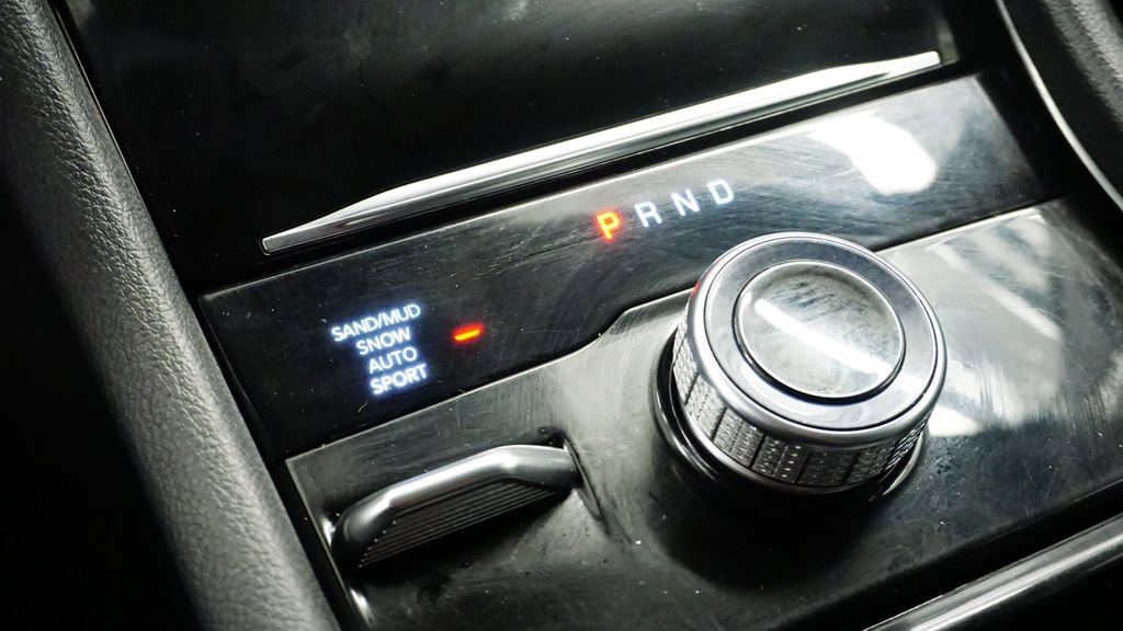 Certified 2023 Jeep Grand Cherokee L Limited image 31