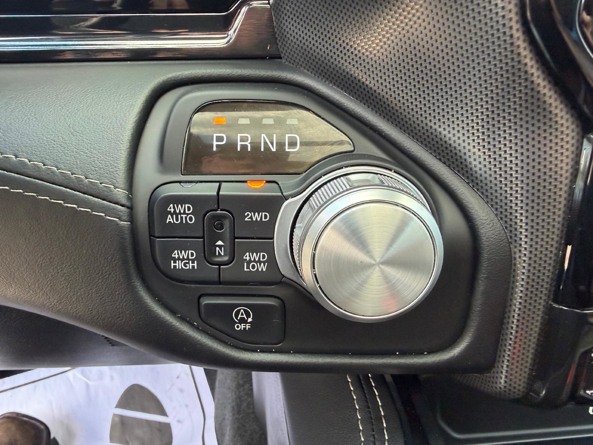 Used 2025 RAM 1500 Limited AWD/4WD image 30