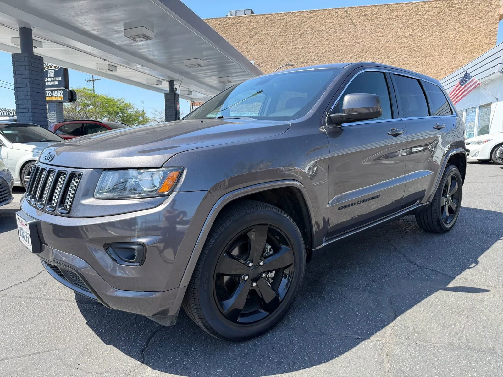 Used 2014 Jeep Grand Cherokee Altitude RWD image 6