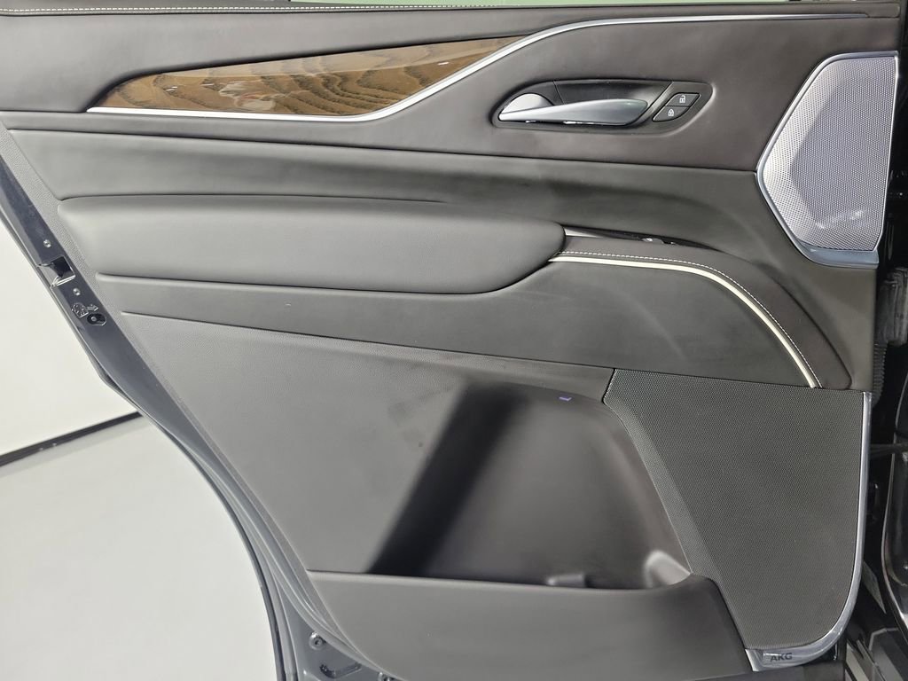 Certified 2023 Cadillac Escalade Premium Luxury Platinum image 14