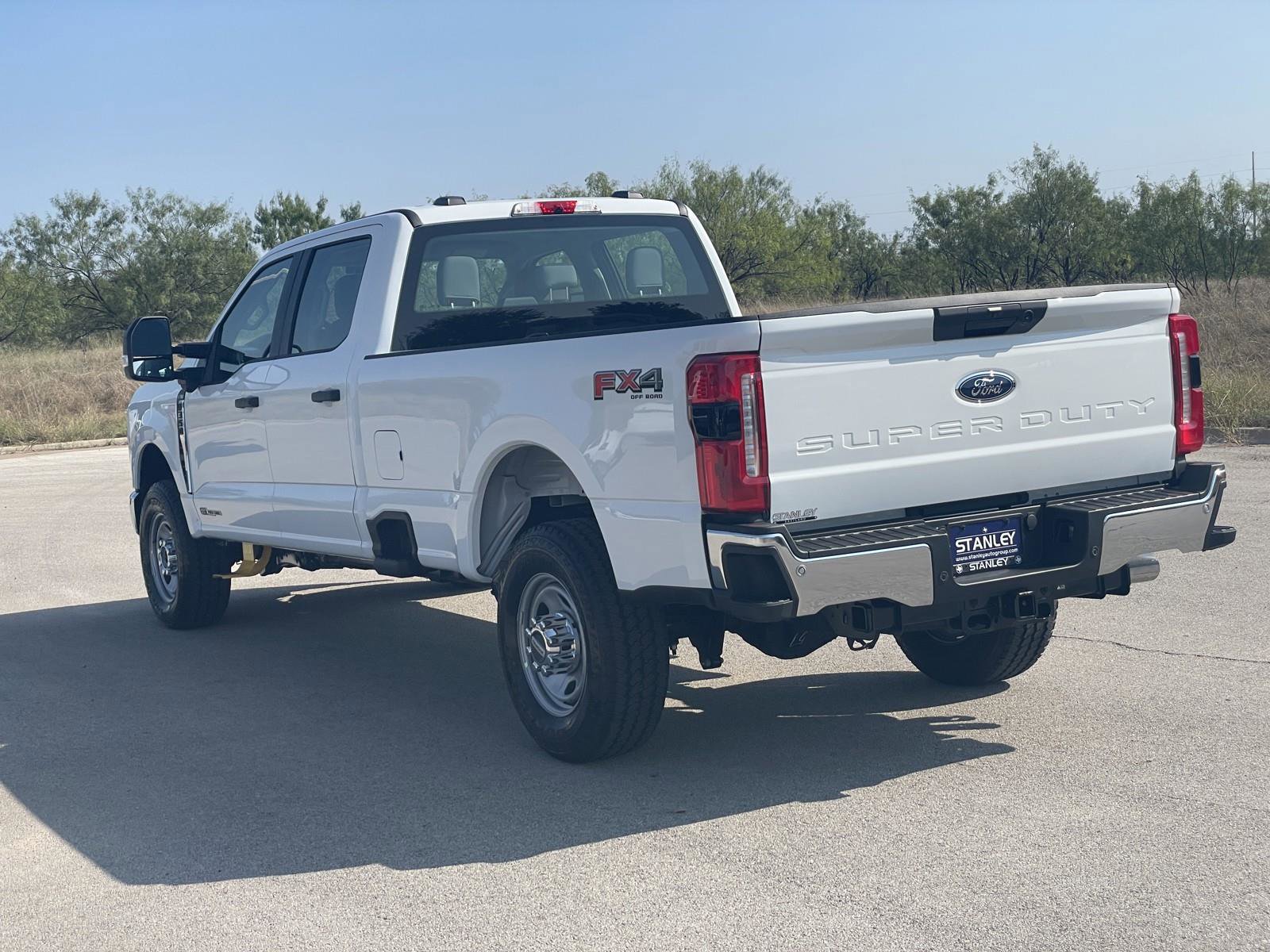 New 2026 Ford F350 XL image 5