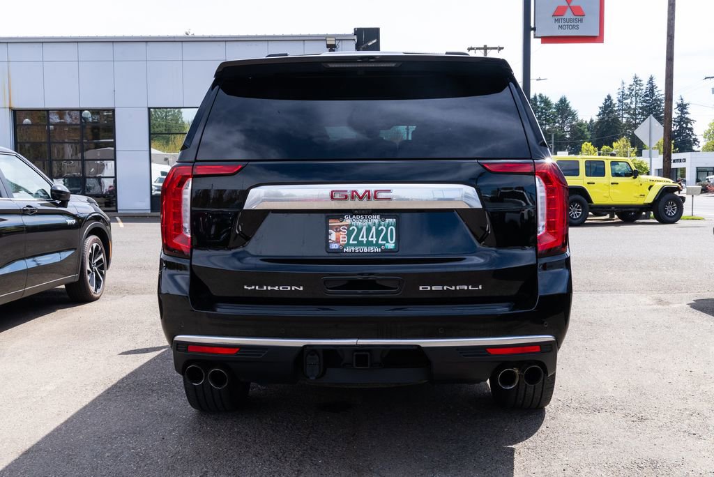 Used 2021 GMC Yukon Denali w/ Denali Premium Package AWD/4WD image 5