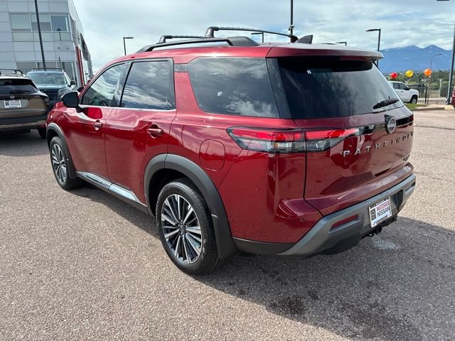 New 2026 Nissan Pathfinder Platinum AWD/4WD image 4