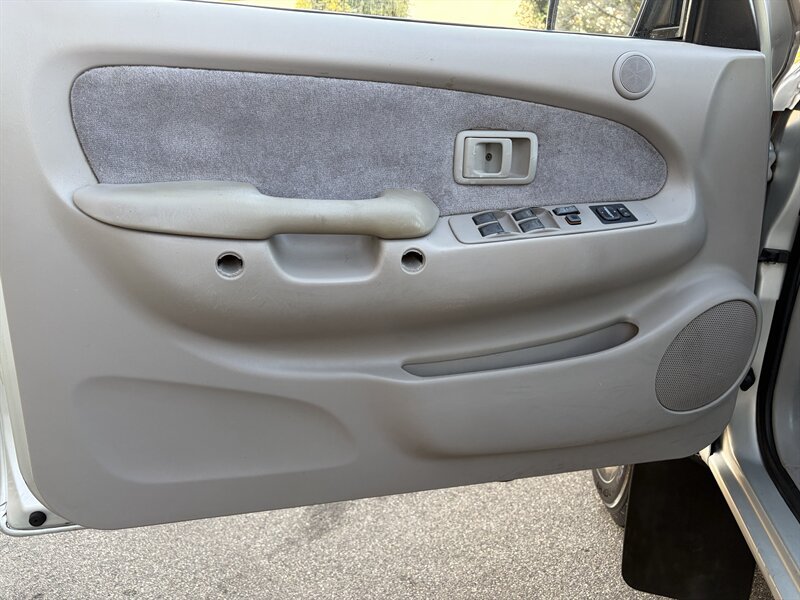 Used 2003 Toyota Tacoma PreRunner RWD image 13