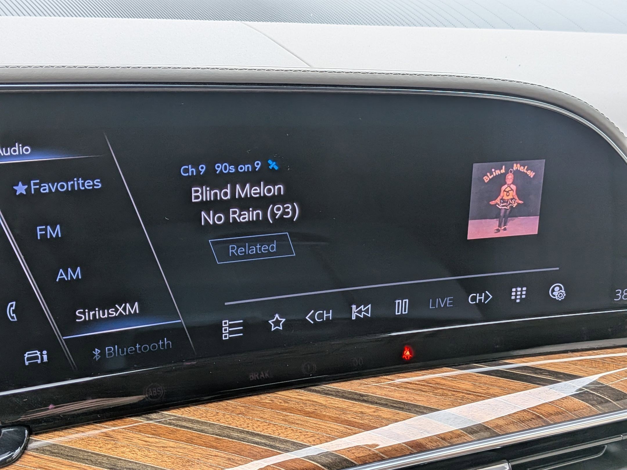 Used 2023 Cadillac Escalade Premium Luxury Platinum w/ LPO, Radiant Package image 19