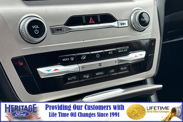 Certified 2022 Ford Explorer XLT image 21