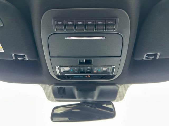 Used 2024 Ford F350 Platinum w/ Tremor Off-Road Package AWD/4WD image 19