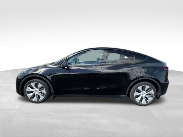 Used 2021 Tesla Model Y Long Range AWD/4WD image 5