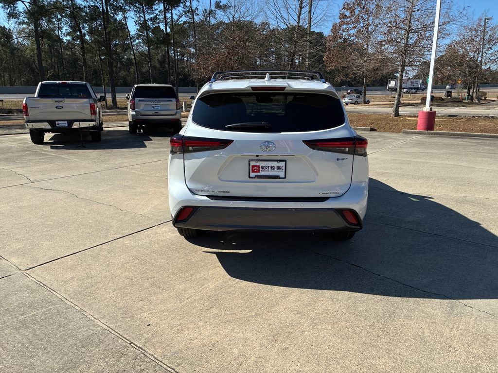 New 2026 Toyota Highlander Limited image 5