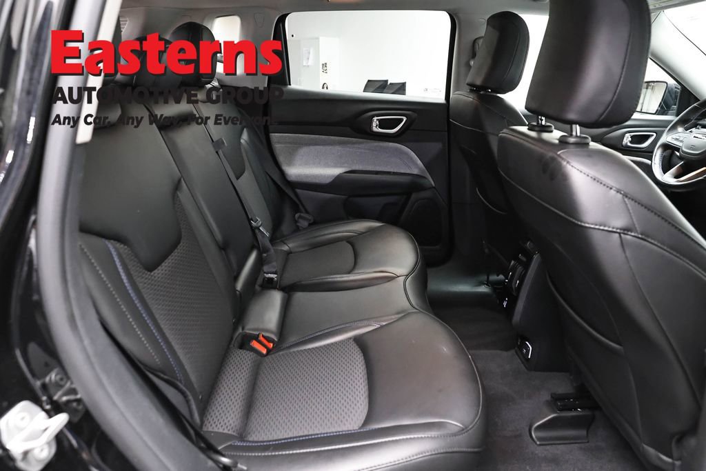 Used 2022 Jeep Compass Latitude w/ Convenience Group AWD/4WD image 22