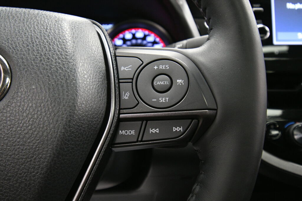 Certified 2022 Toyota Camry XSE image 18