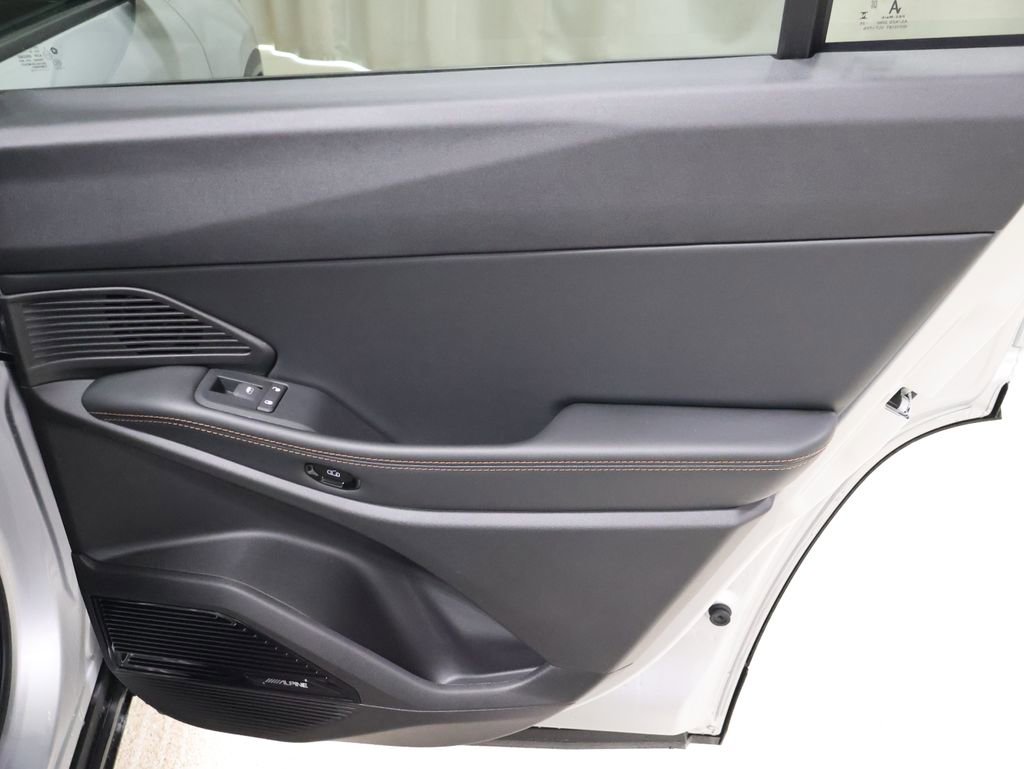 New 2026 Jeep Cherokee Overland image 16