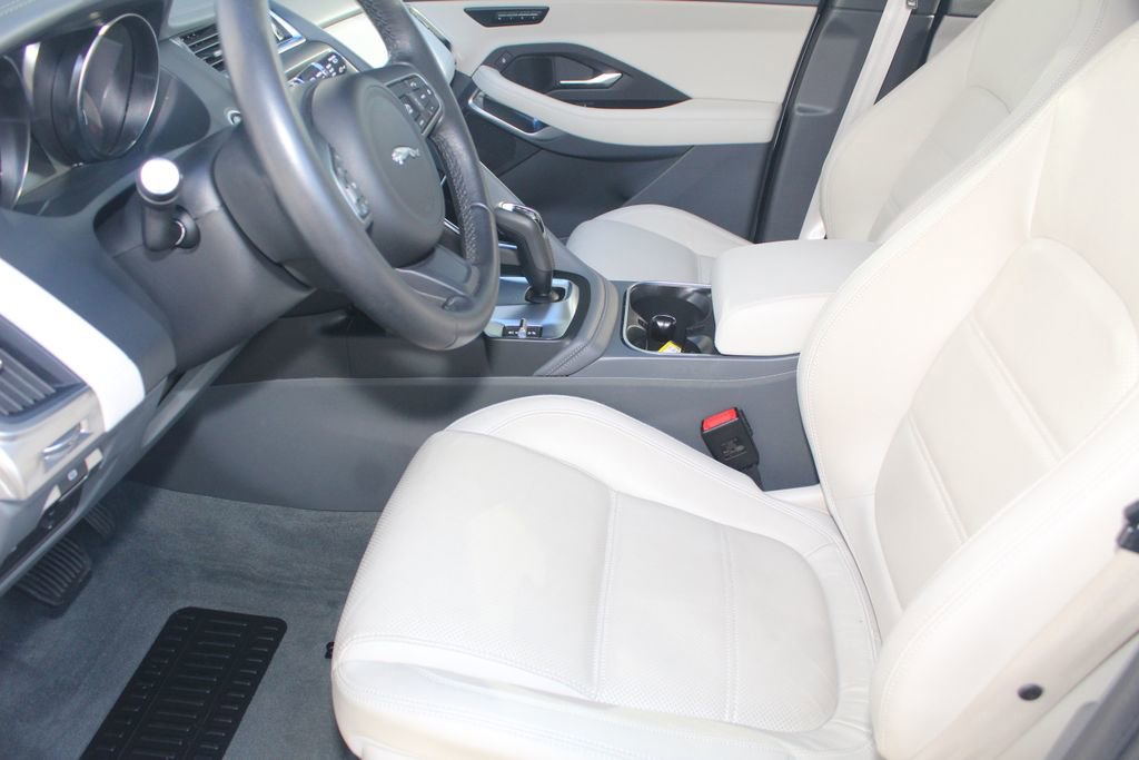 Used 2020 Jaguar E-PACE AWD/4WD image 21
