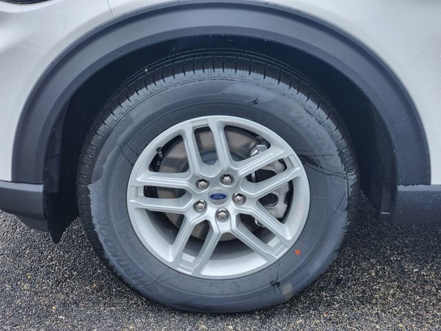 New 2026 Ford Explorer Active RWD image 10