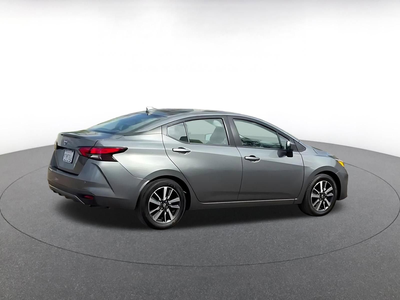 Used 2025 Nissan Versa SV image 14