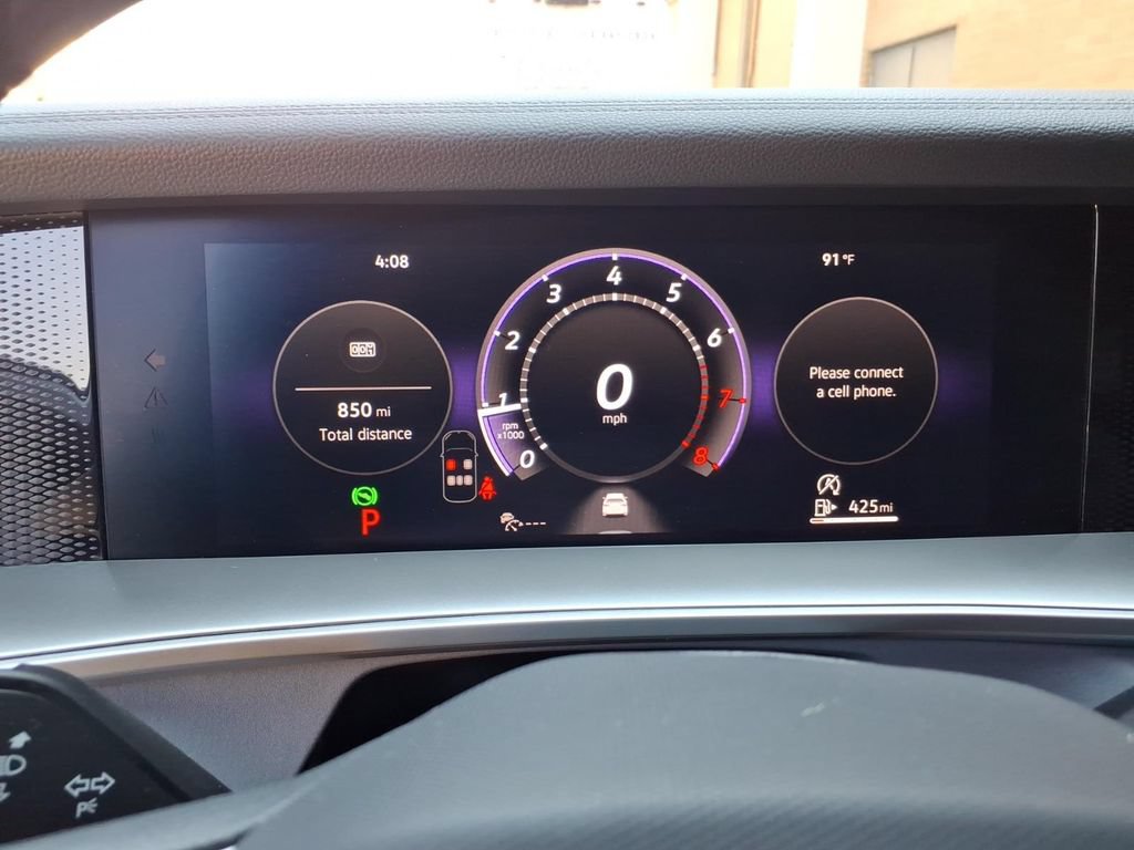 Certified 2026 Volkswagen Tiguan SE R-Line FWD image 28